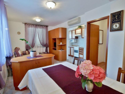 Apartmenthaus Fabijanić Barbat (Insel Rab)