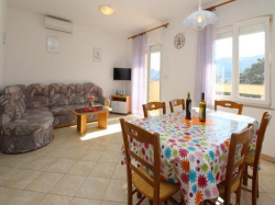 Apartmenthaus Derencinovic Baska (Insel Krk)