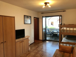 Apartmenthaus Lisac-Baška Baska (Insel Krk)