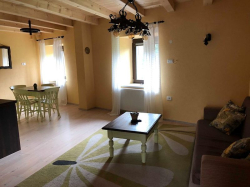 Apartmenthaus Apartman  Fuzine