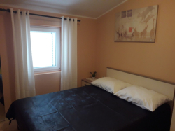 Apartmenthaus Vivien Kustici (Insel Pag)