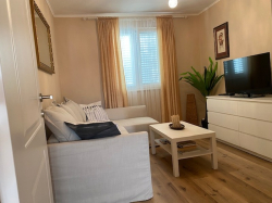 Apartmenthaus Aenona Nin