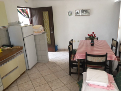 Apartmenthaus Apartmani Bencic Premantura