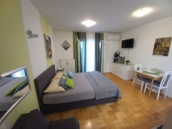 Apartmenthaus Oleandro  Pula