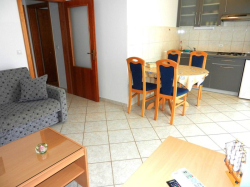 Apartmenthaus AUREL Rogoznica