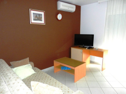 Apartmenthaus AUREL Rogoznica