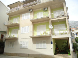 Apartmenthaus Villa Roza  Tučepi  Tucepi