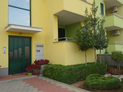 Apartmenthaus Vila Lana Vrsi 