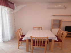 Apartmenthaus Vila Lana Vrsi 