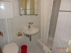 Apartmenthaus Bed & Breakfast Klaričić  Zivogosce